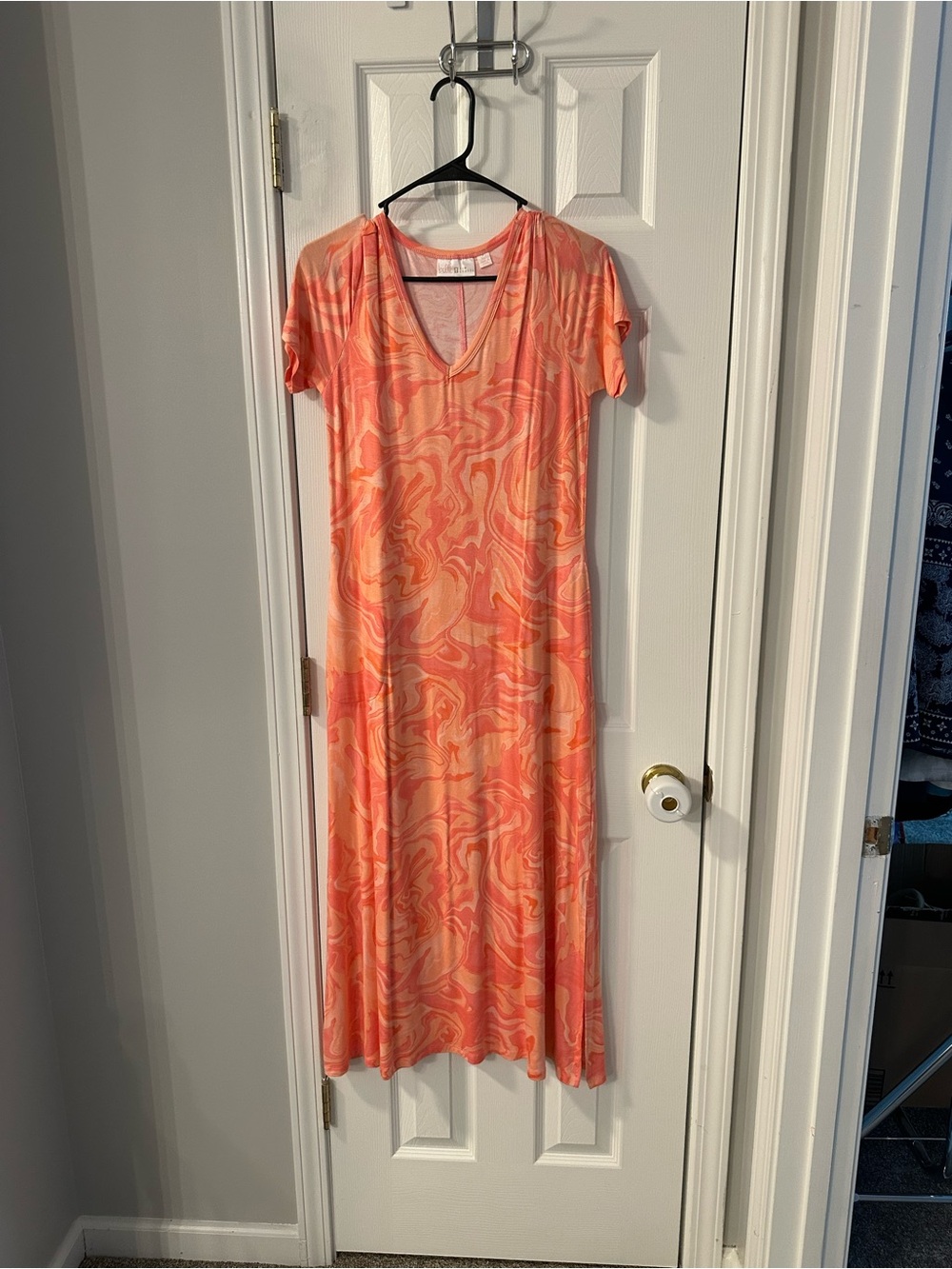 Belle by Kim Gravel Coral & Peach Swirl V-Neck Maxi Dress